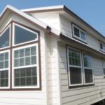 Platinum Lap Siding with Box Bay on Front