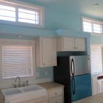 P533 beach house with white sink